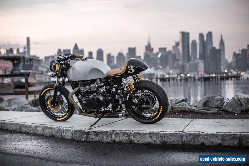 Triumph Thruxton 900 2015