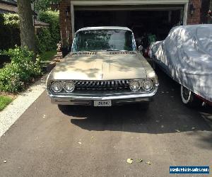 1961 Oldsmobile Eighty-Eight Holiday hardtop