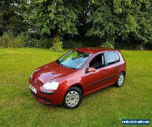 2005 VOLKSWAGEN GOLF 1.4 S RED 4 DOOR. 1 P OWNER. LONG MOT