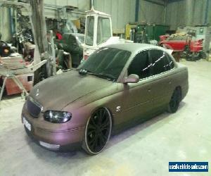 wh holden statesman 5.7 airbaged sedan wrapped 