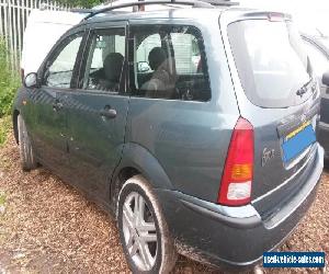 Ford Focus Estate 2002 Green for spares or repairs