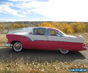 Ford: Fairlane Crown Victoria Glass Roof