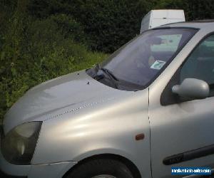 2002 RENAULT CLIO EXTREME 16V SILVER