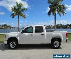 2009 GMC Sierra 1500 CREW CAB CLEAN CARFAX LOW MILE NON SMOKE MUST SELL for Sale