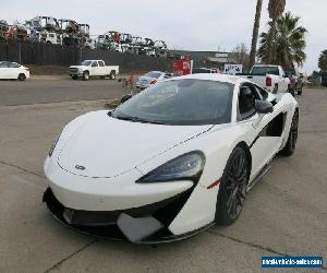 2017 McLaren 570 S 3.8 L Twin-Turbocharged M838T E V8 / 562hp