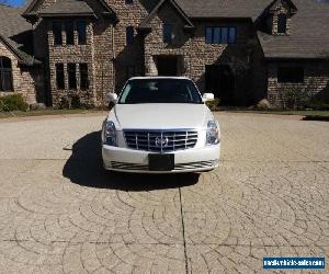 2010 Cadillac DTS Luxury