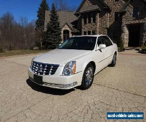 2010 Cadillac DTS Luxury