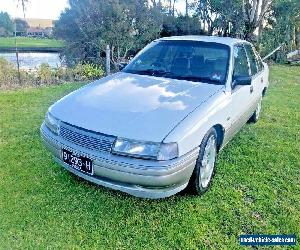 HOLDEN  VN V8 CALAIS