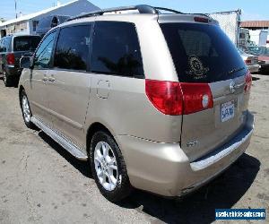 2006 Toyota Sienna Passenger Van XLE