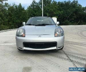 2001 Toyota MR2 --