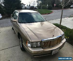 1998 Cadillac DeVille Gold