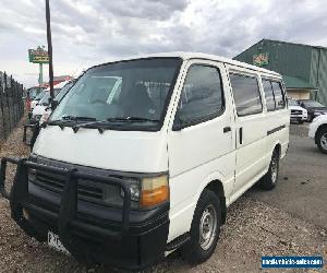 Toyota Hiace Van