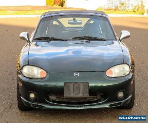 2000 Mazda MX-5 Miata Convertible 5-Speed Manual