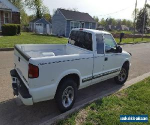 2001 Chevrolet S-10 LS