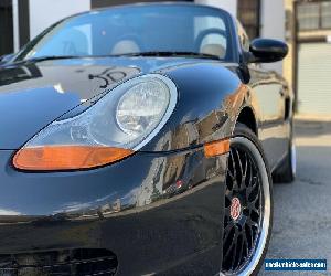 1999 Porsche Boxster 986. 5-Speed Manual. Great Colour Combination