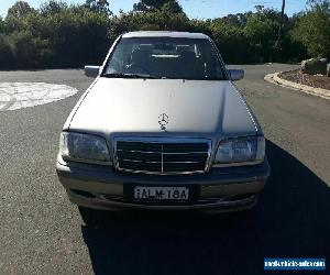 MERCEDES BENZ C240S . 141000KMS.LOG BOOKS REGISTERED.NO RESERVE!!!