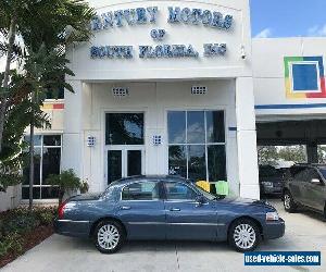 2005 Lincoln Town Car