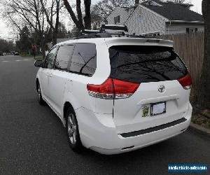 2011 Toyota Sienna LE 8 Passenger 4dr Mini Van V6