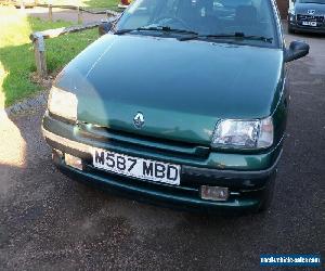 1995 Renault Clio  """P/X PILE OF POO"""Lots of Beer Tokens Required Please