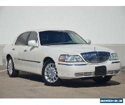 2007 Lincoln Town Car SIGNATURE LOADED WELL MAINTAINED GREAT CONDITION for Sale