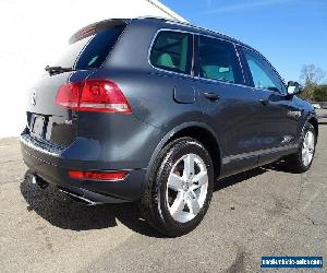 2012 Volkswagen Touareg All-wheel Drive 4MOTION TDI Lux