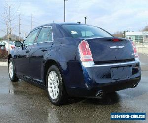 2013 Chrysler 300 Series 4dr Sedan RWD