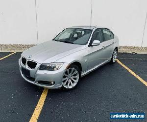 2011 BMW 3-Series 328i xDrive Sedan 4D