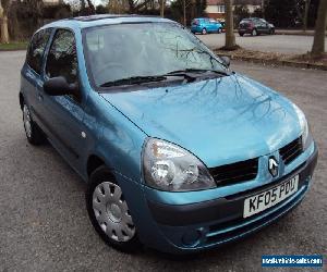 2005 RENAULT CLIO - 3 DOOR EXPRESSION 16V AUTOMATIC - BLUE