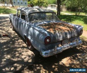 1957 Ford 4dr