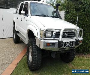 Toyota hilux 1998 3.8 petrol 4x4