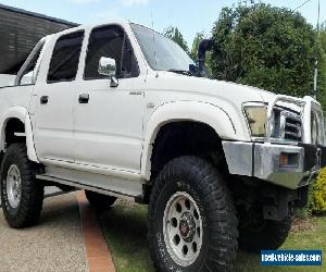 Toyota hilux 1998 3.8 petrol 4x4