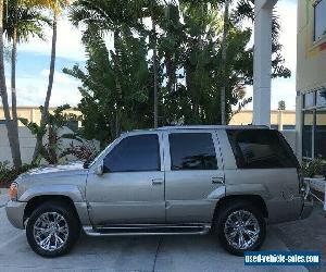 1999 Cadillac Escalade