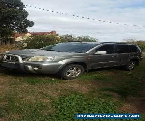 Nissan X-trail ST