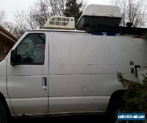 2004 Ford E-Series Van side cargo doors