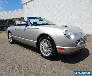 2005 Ford Thunderbird