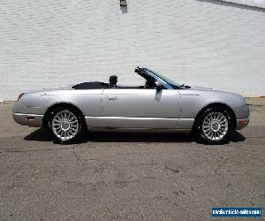 2005 Ford Thunderbird