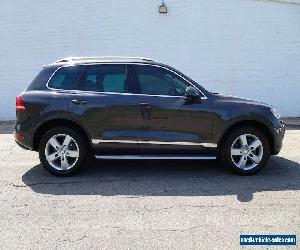 2012 Volkswagen Touareg All-wheel Drive 4MOTION TDI Lux w/o Rearview Camera