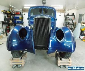 1937 Ford 2 DR. SEDAN