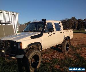 Toyota hilux 1985 V6 conversion 