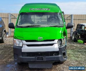 2015 TOYOTA HIACE KDH221R SLWB 3.0L DIESEL TURBO VAN DAMAGED DRIVES HIGH ROOF