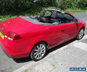  2008 FORD FOCUS CC-2.  2.0 PETROL CONVERTIBLE IN RED 