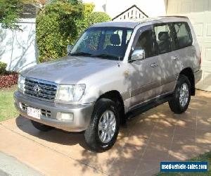 2003 Toyota Landcruiser UZJ100R Sahara Silbergrau Automatic 5sp A Wagon