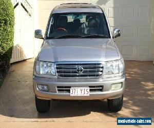 2003 Toyota Landcruiser UZJ100R Sahara Silbergrau Automatic 5sp A Wagon