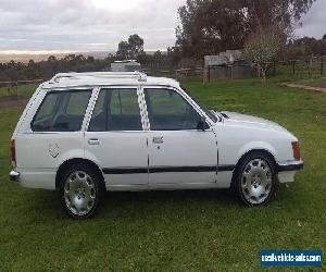 commodore vh wagon