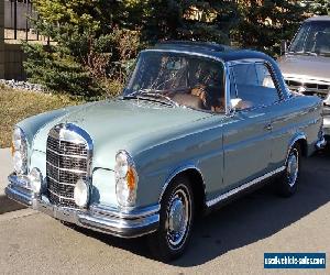 Mercedes-Benz: 200-Series coupe  220 se