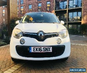 RENAULT TWINGO 2016 1.0  Play 5dr  Hatchback