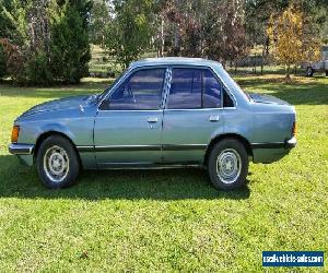 vh holden commodore