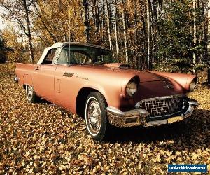 1957 Ford Thunderbird