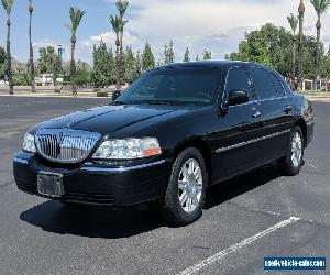 2011 Lincoln Town Car Town Car L extended wheel base