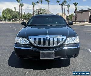 2011 Lincoln Town Car Town Car L extended wheel base